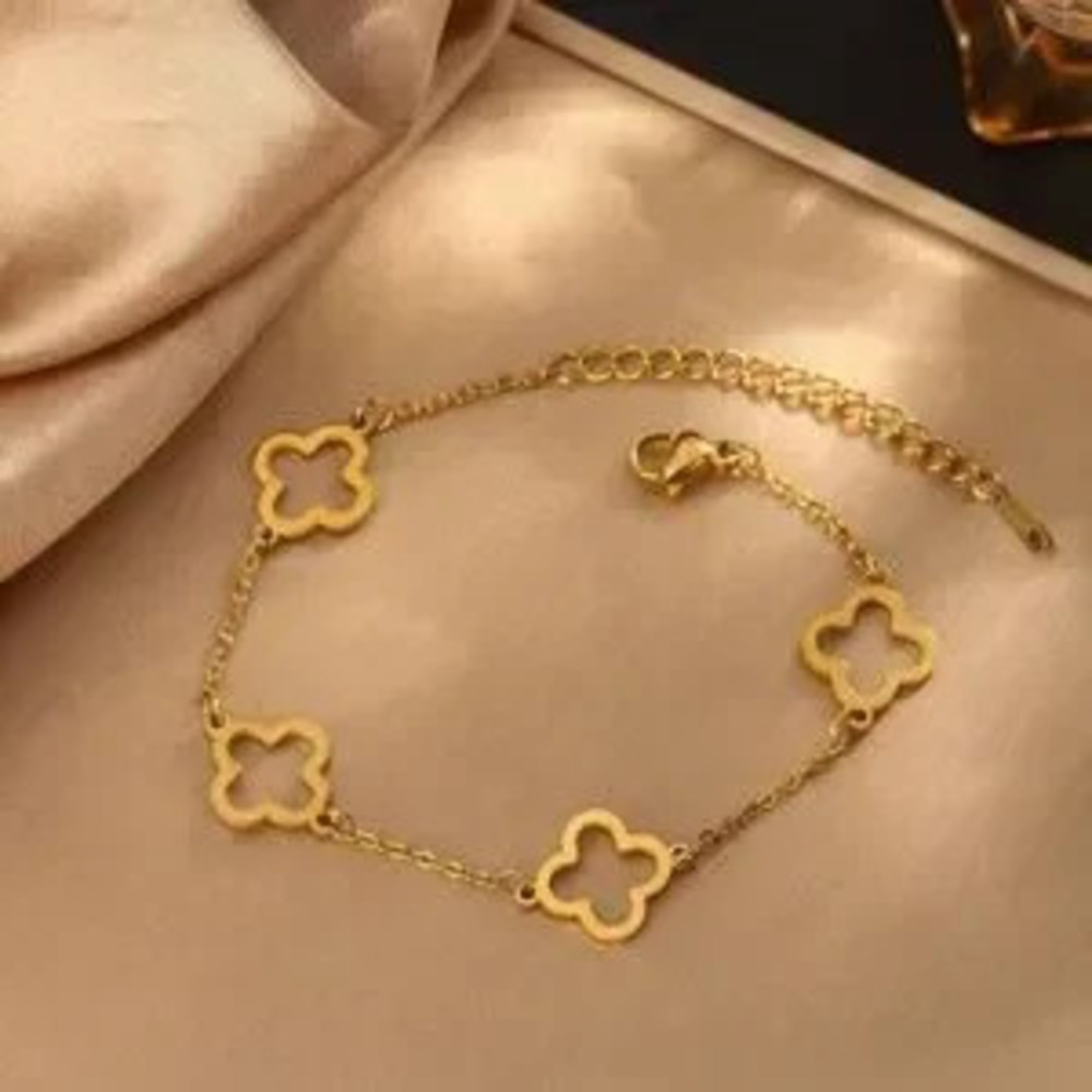 Gold Plated Stainless Steel Clover Charm Bracelet